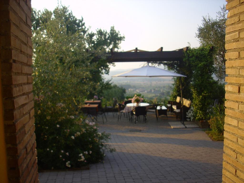 Chiara E Benedetta Villa Degli Ulivi Orvieto Bagian luar foto
