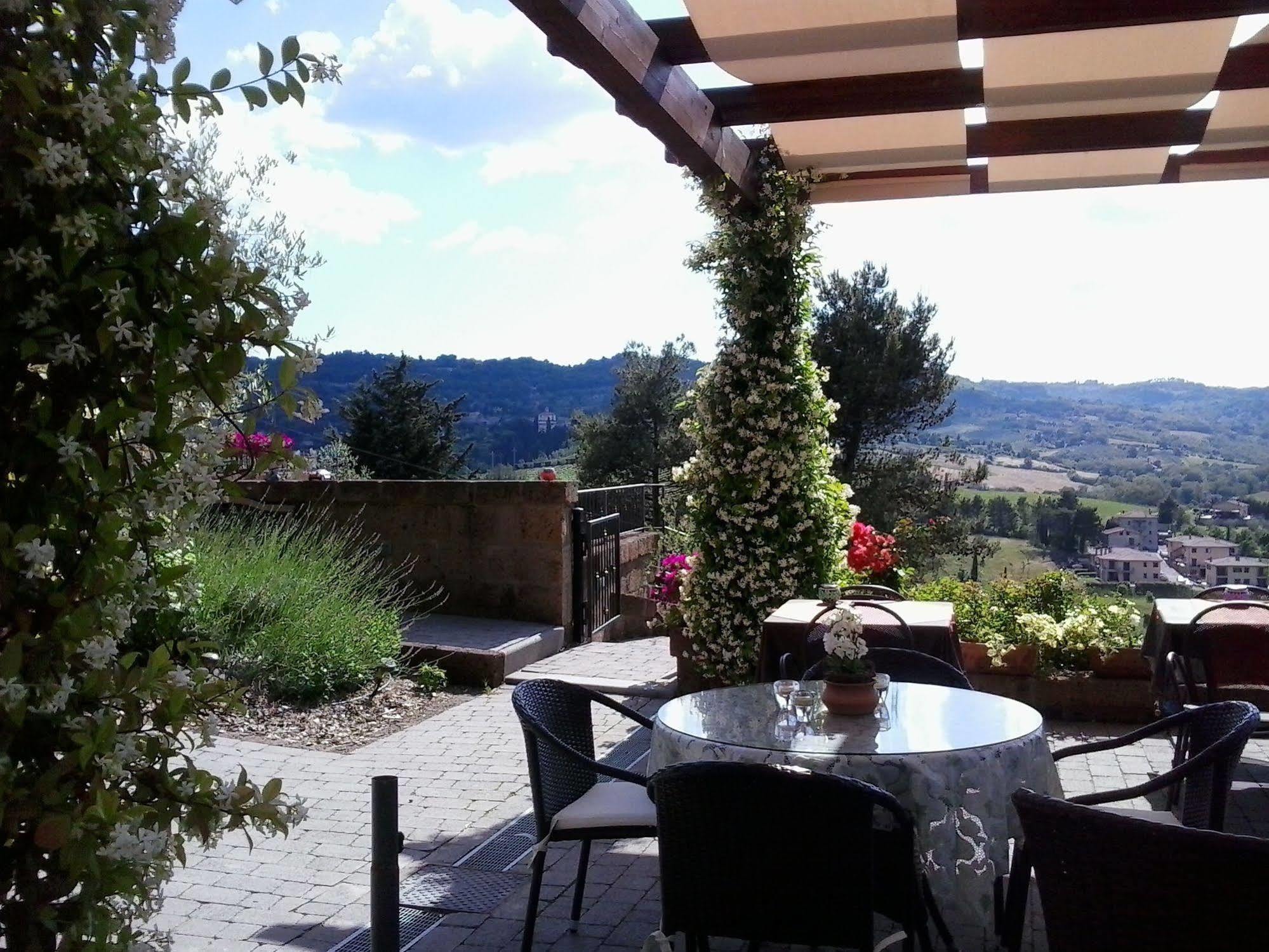 Chiara E Benedetta Villa Degli Ulivi Orvieto Bagian luar foto